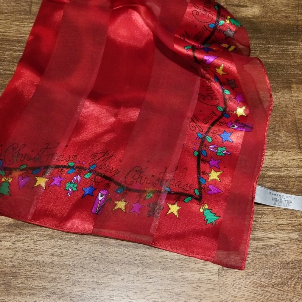 Elaine Gold Christmas Scarf